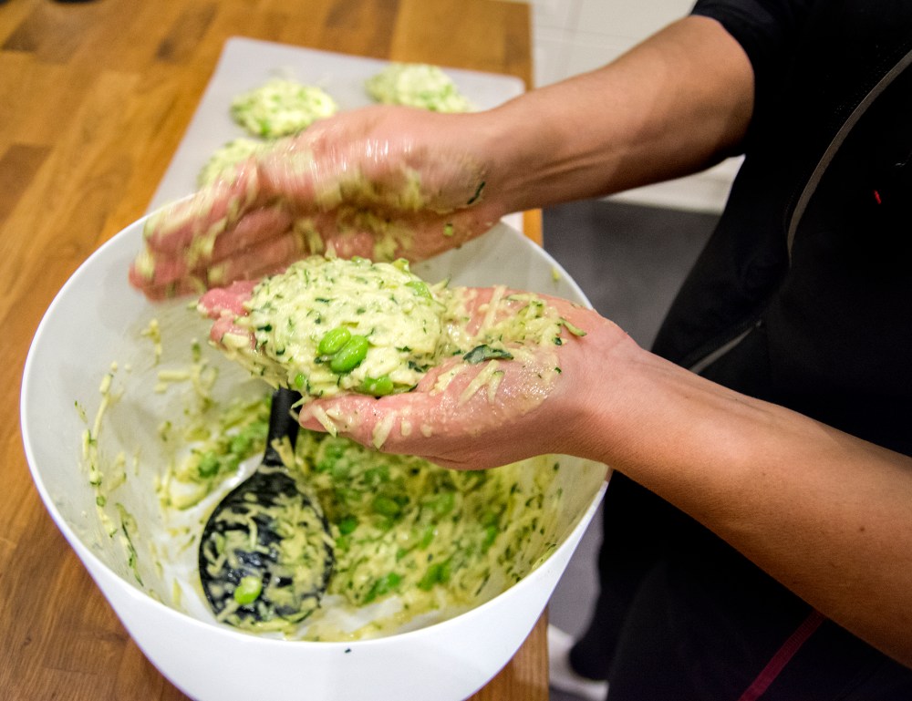 veckansvego formar zucchiniplättar