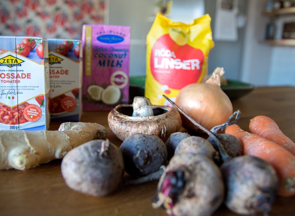 veckansvego ingredienser till kickstartsgryta med linser