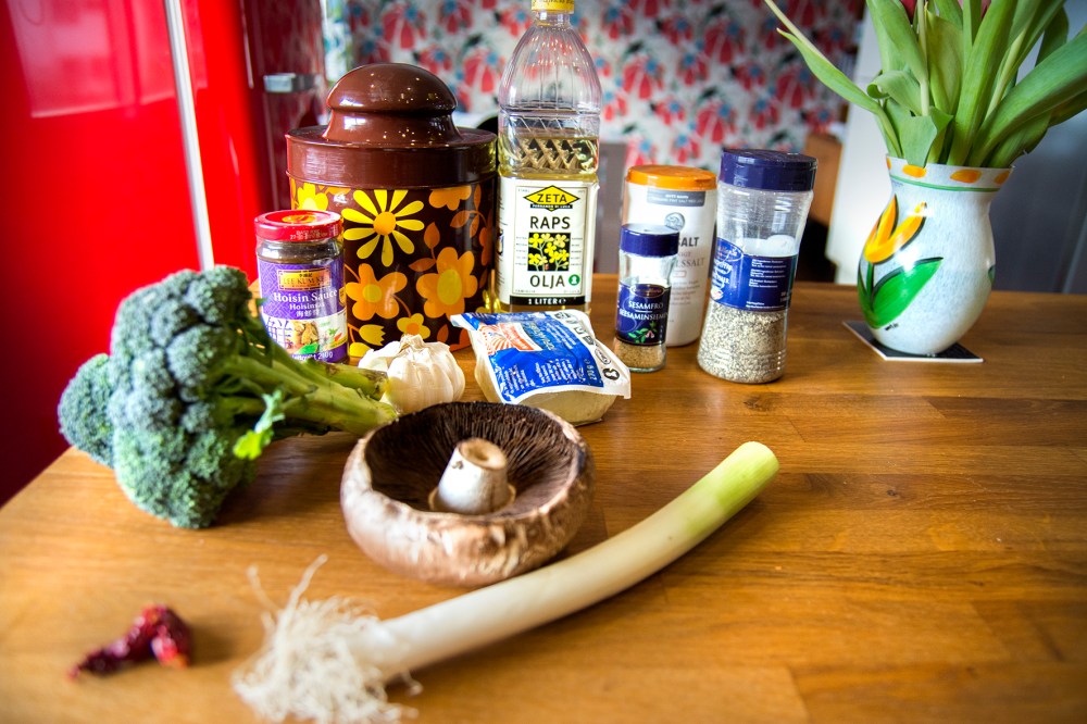 veckansvego ingredienser hoisinglacerad tofu