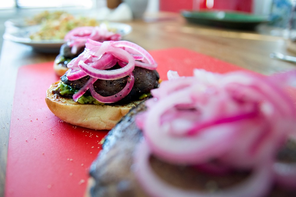 veckansvego nästan färdig portabelloburgare