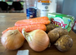 veckansvego-ingredienser-solgul-soppa