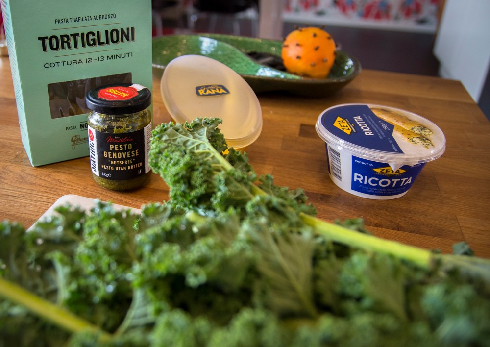 veckansvego-ingredienser-pasta-med-gronkal